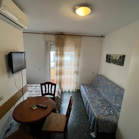 Muy Comodo Cerca De La Playa Apartamento Lloret de Mar